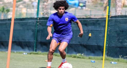 حسين السيد: فايلر أشاد بمستواي.. وعرض عليَ المساعدة للاحتراف بأوروبا